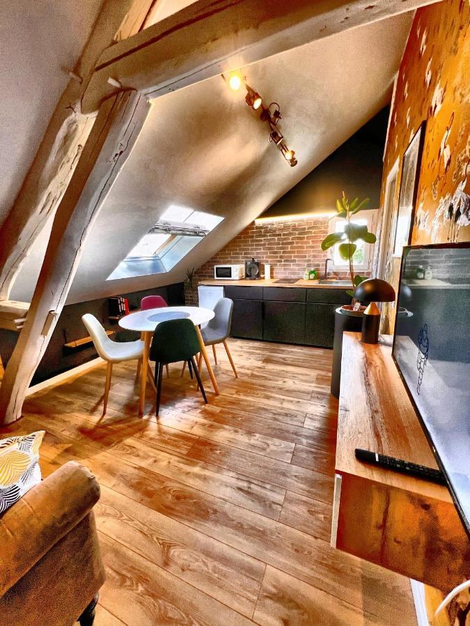 Appartement T2 Quartier Calme / Parking Gratuit Saint-Julien-les-Villas Extérieur photo